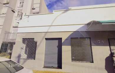 Imagem: O apartamento possui 2 Dormitórios, 1 Banheiro, 100m² de Área