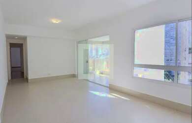 Imagem: O apartamento possui 4 Dormitórios, 3 Banheiros, 3 Vagas na