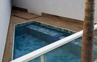 Imagem: A casa em condomínio possui 4 Dormitórios, 4 Banheiros, 2