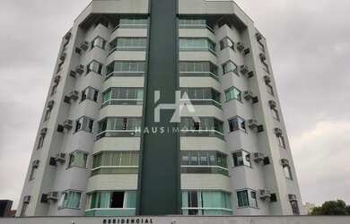 Imagem: O apartamento possui 3 Dormitórios, 2 Banheiros, 1 Vaga na