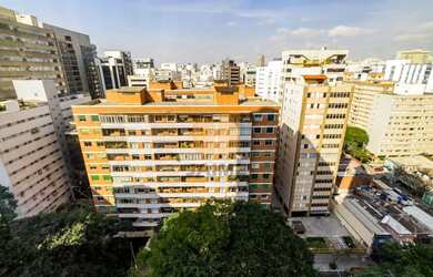 Imagem 9: Apartamento alto padrão, 4 dormitórios sendo 4 suítes e 4 vagas, a...