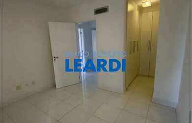 Imagem: O apartamento possui 3 Dormitórios, 3 Banheiros, 3 Vagas na