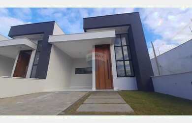 Imagem: A casa possui 2 Dormitórios, 2 Banheiros, 1 Vaga na garagem