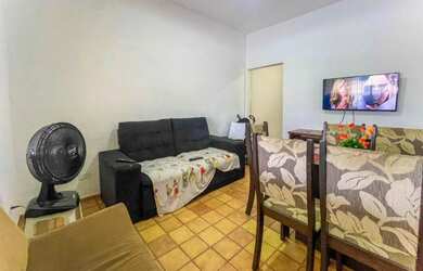 Imagem: A casa possui 2 Dormitórios, 1 Banheiro, 1 Vaga na garagem