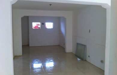 Imagem 5: CASA NA BARRA -240m² - EXCELENTE LOCALIZAÇÃO!!