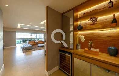 Imagem 12: Imóvel para aluguel e venda com 233 metros quadrados com 4 quartos