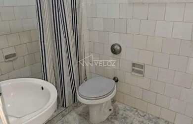 Imagem: A kitnet possui 1 Banheiro e 35m² de Área e está localizado