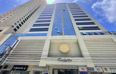 Imagem: O apartamento possui 3 Dormitórios, 4 Banheiros, 2 Vagas na