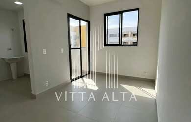 Imagem: O apartamento possui 2 Dormitórios, 1 Banheiro, 1 Vaga na garagem