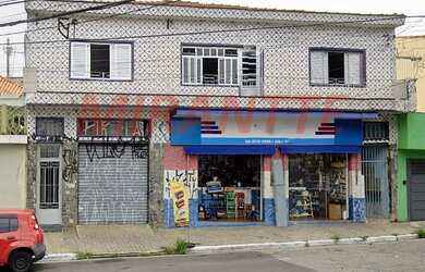 Imagem: A casa possui 5 Dormitórios, 5 Banheiros, 2 Vagas na garagem