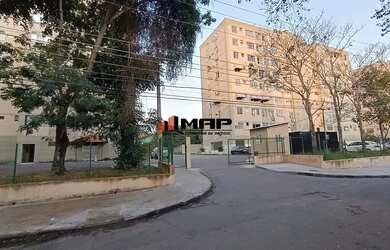 Imagem: O apartamento possui 1 Dormitório, 1 Banheiro, 1 Vaga na garagem