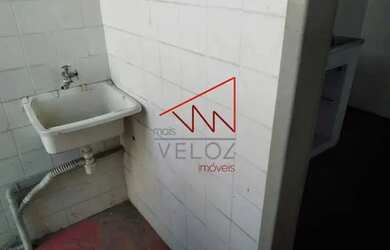 Imagem: O apartamento possui 2 Dormitórios, 1 Banheiro e 68m² de Área