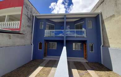 Imagem: A casa possui 2 Dormitórios, 2 Banheiros, 1 Vaga na garagem