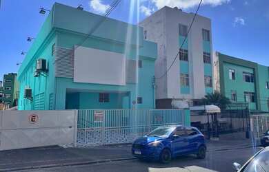 Imagem: O depósito possui 5 Vagas na garagem, 1.348m² de Área e