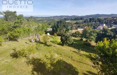 Imagem: O terreno possui 1.500m² de Área e está localizado em Biritiba