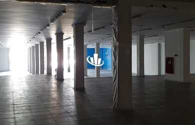 Imagem: O depósito possui 4.000m² de Área e está localizado em