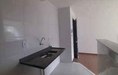 Imagem 12: Alugo no bairro Teixeiras apto 02 quartos primeira locação 650,00 taxas