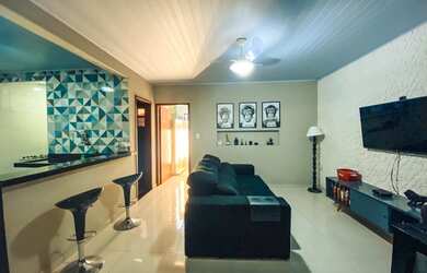 Imagem: A casa possui 2 Dormitórios, 1 Banheiro e 70m² de Área e