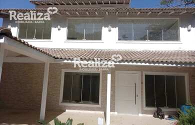 Imagem: A casa em condomínio possui 5 Dormitórios, 5 Banheiros, 4