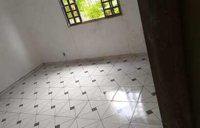 Imagem 12: Casa/Sobrado, frente a BR-070, no Girassol GO