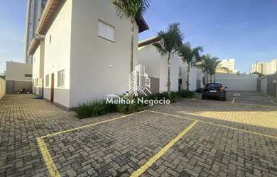 Imagem: A casa em condomínio possui 2 Dormitórios, 3 Banheiros, 1