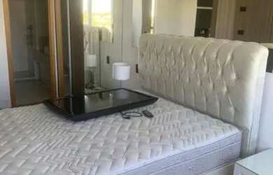 Imagem: O apartamento possui 1 Dormitório, 1 Banheiro, 1 Vaga na garagem