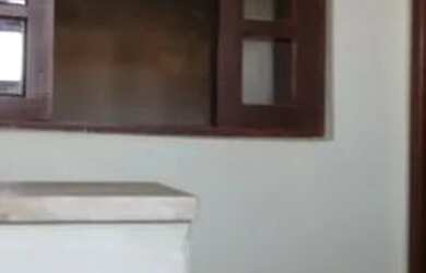 Imagem: A casa possui 3 Dormitórios, 3 Banheiros, 1 Vaga na garagem