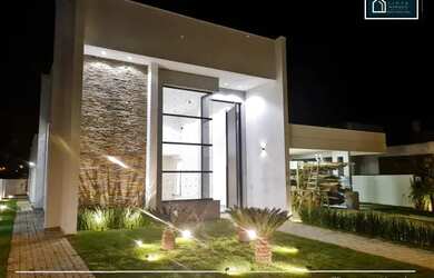 Imagem: A casa em condomínio possui 3 Dormitórios, 5 Banheiros, 5