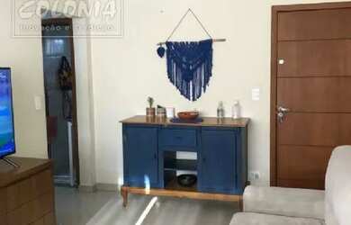 Imagem: O apartamento possui 3 Dormitórios, 1 Banheiro, 1 Vaga na garagem