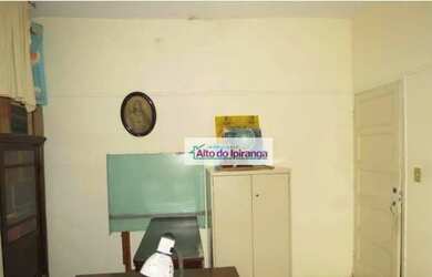 Imagem: A casa possui 3 Dormitórios, 2 Banheiros, 5 Vagas na garagem