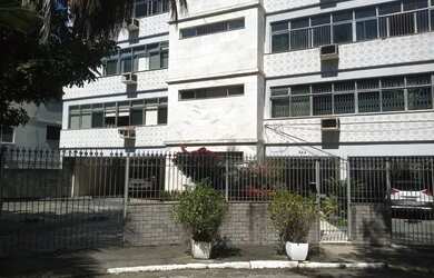 Imagem: O apartamento possui 3 Dormitórios, 3 Banheiros, 2 Vagas na