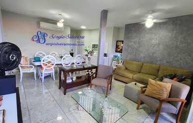 Imagem: A casa possui 4 Dormitórios, 4 Banheiros, 3 Vagas na garagem