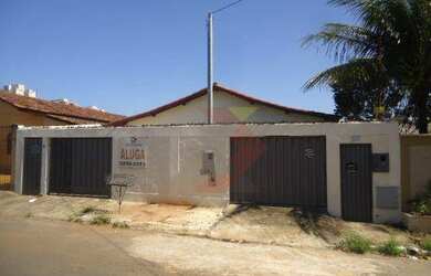 Imagem: A casa possui 3 Dormitórios, 3 Banheiros, 132m² de Área e