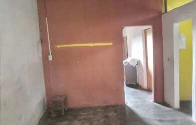 Imagem: A casa possui 2 Dormitórios, 1 Banheiro, 1m² de Área e está