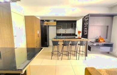 Imagem: O apartamento possui 2 Dormitórios, 1 Banheiro, 1 Vaga na garagem