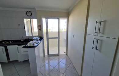 Imagem: O apartamento possui 1 Dormitório, 2 Banheiros, 50m² de Área