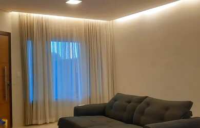 Imagem: A casa em condomínio possui 3 Dormitórios, 3 Banheiros, 4