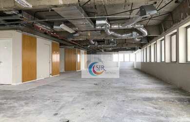 Imagem: O depósito possui 5 Vagas na garagem, 363m² de Área e está