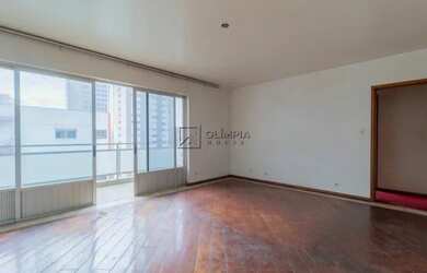 Imagem: O apartamento possui 2 Dormitórios, 2 Banheiros, 2 Vagas na