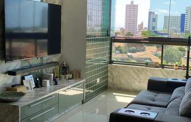 Imagem: O apartamento possui 2 Dormitórios, 2 Banheiros, 1 Vaga na