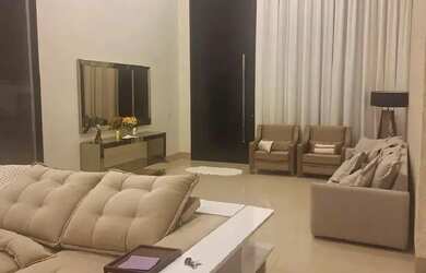 Imagem: A casa em condomínio possui 3 Dormitórios, 4 Banheiros, 4