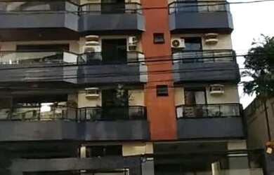 Imagem: O apartamento possui 3 Dormitórios, 3 Banheiros, 2 Vagas na