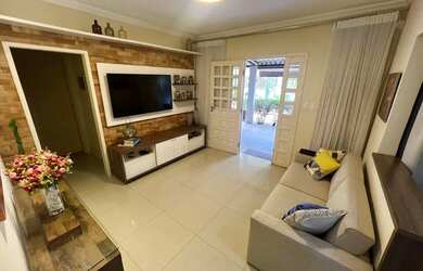 Imagem: A casa em condomínio possui 3 Dormitórios, 3 Banheiros, 4