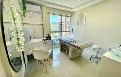 Imagem: O depósito possui 1 Vaga na garagem e 30m² de Área e está