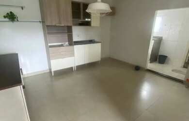 Imagem 2: Alugo ótima casa. Churrasqueira, Ar-condicionado, 92m² de Áreae1 Banheiro