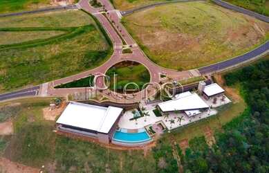 Imagem: O terreno possui 1357m² de Área e está localizado em Loteamento