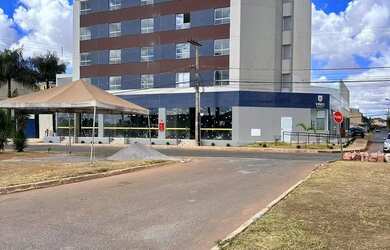 Imagem: O apartamento possui 1 Dormitório, 1 Banheiro, 33m² de Área