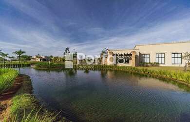 Imagem: O terreno possui 310m² de Área e Imóvel novo e está localizado