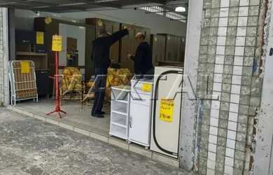 Imagem 4: Galpão Comercial com 350 m² de área construída e 580m² de terreno...