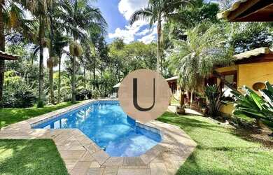 Imagem: A casa em condomínio possui 4 Dormitórios, 5 Banheiros, 2